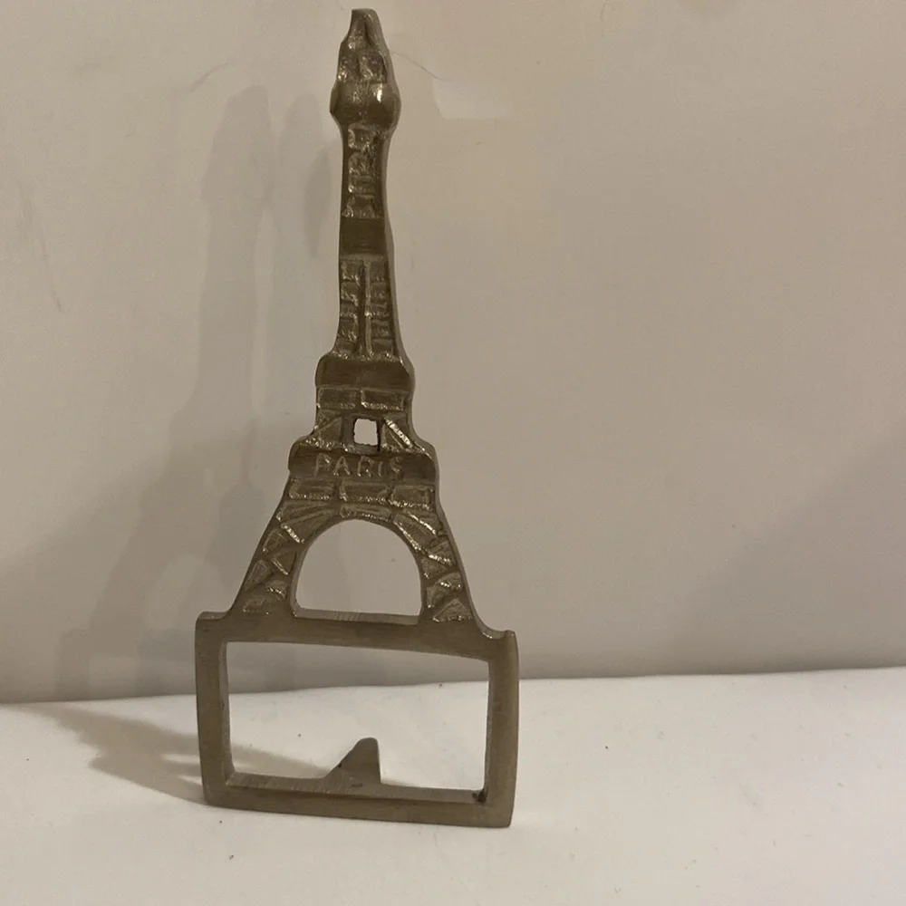 Eiffiel Tower Bottle Opener (CU)
